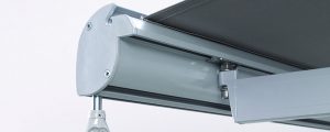 folding-arm-awnings-slick-operation
